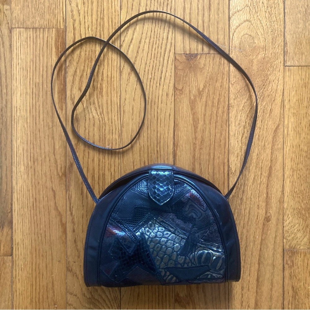EUC Sharif vintage textured leather mini purse